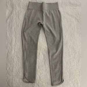 Lou & Grey Wanderweave High Waisted Ankle Pants in Seagull Grey/Beige Mix Sz M